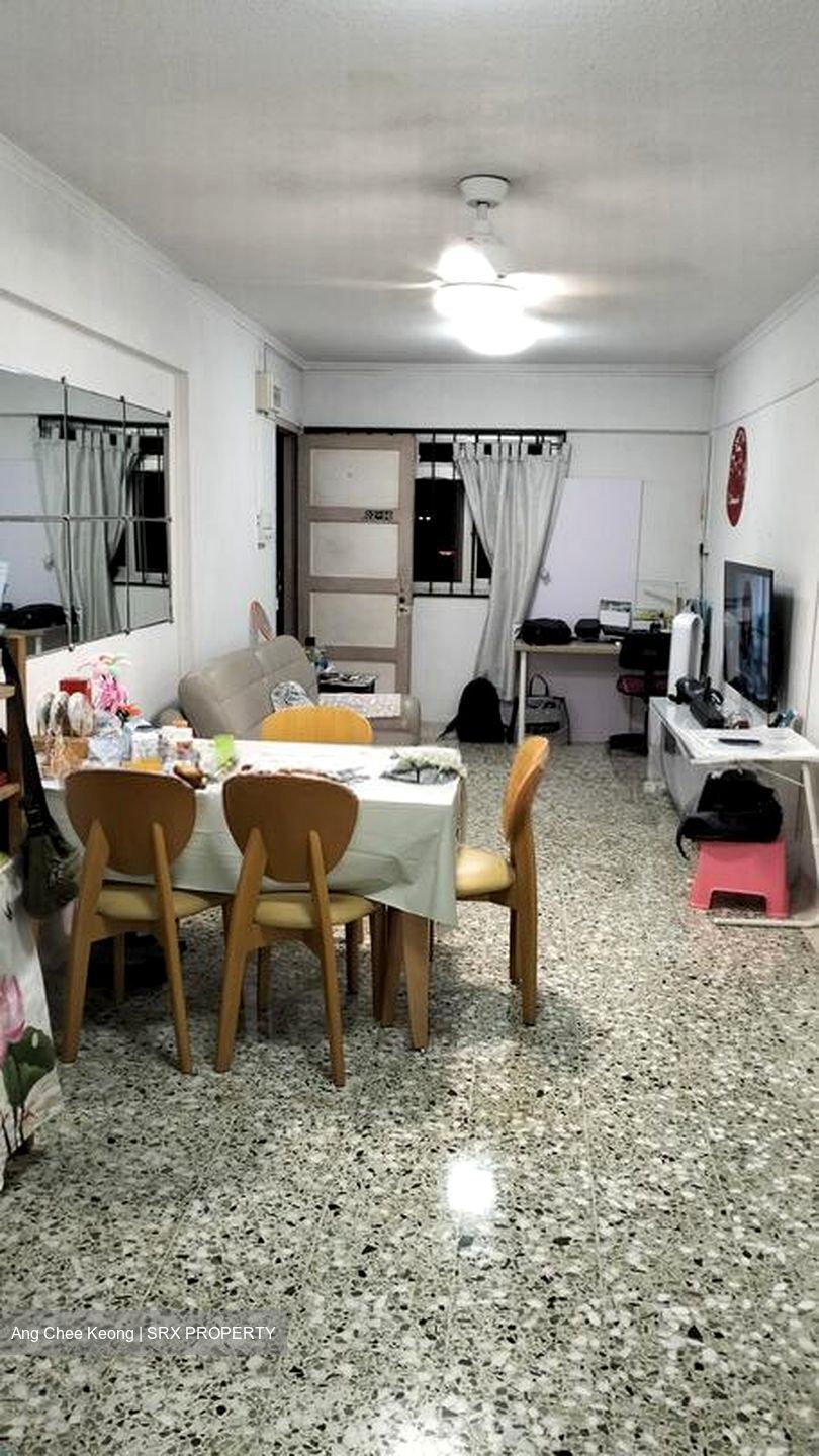 Blk 4 Lew Lian Gardens (Serangoon), HDB 3 Rooms #498696321